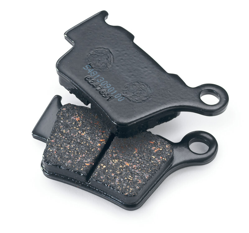 pho_nmon_54813990100_rear_brake_pads__sall__awsg__v1