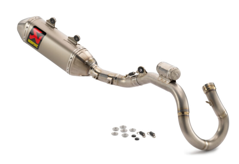 pho_nmon_79405900044_akrapovic_evolution_line__2___sall__awsg__v1