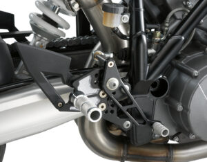 Adjustable rear set