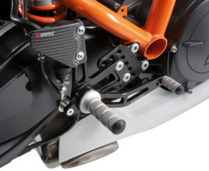 Adjustable footrest system
