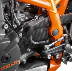 Carbon front chainguard