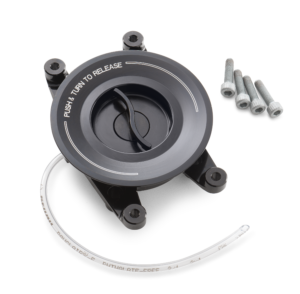 Fuel tank quick lock