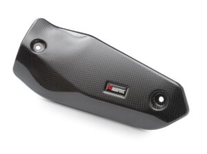 Exhaust guard carbon rear