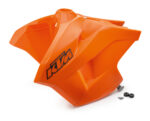 13 Fuel tank
