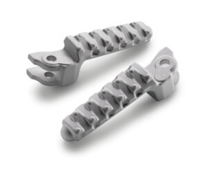 Racing footrests