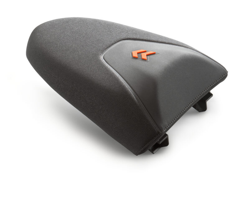 pho_pp_nmon_95807947000_ergo_pillion_seat__sall__awsg__v1