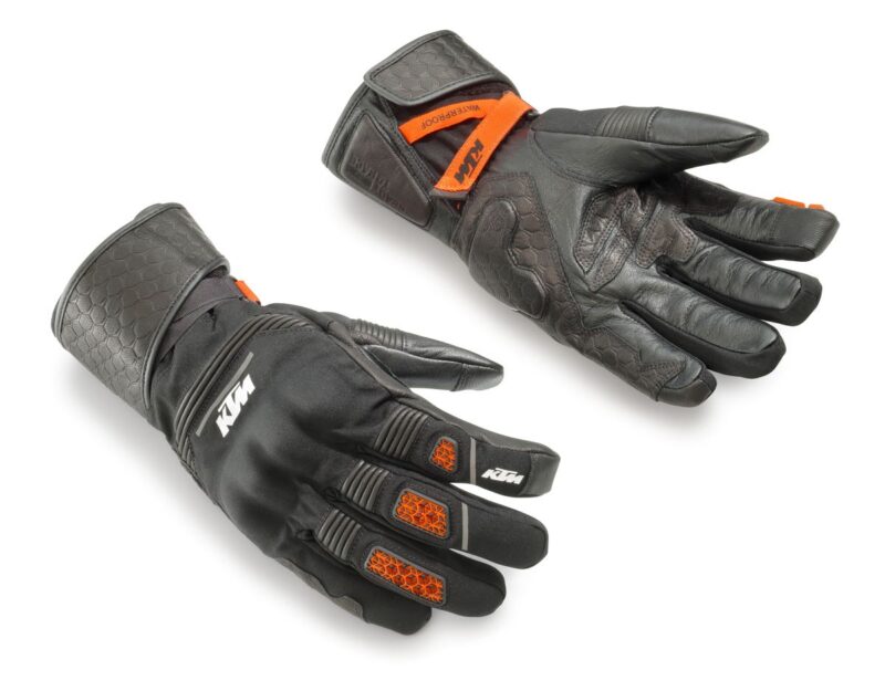 pho_pw_pers_vs_403251_3pw22000240x_adv_s_wp_v2_gloves__sall__awsg__v1