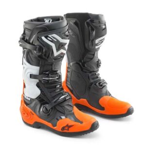 TECH 10 BOOTS 43